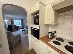 Photo 7- click for photo gallery